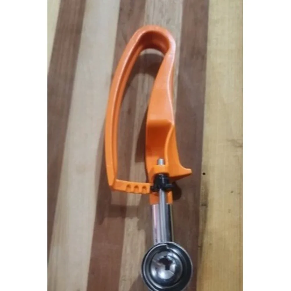 Zeroll EZ Disher Size 100 Orange Small Scoop 1-3/26in‎ 0.32oz Bowl Cookie